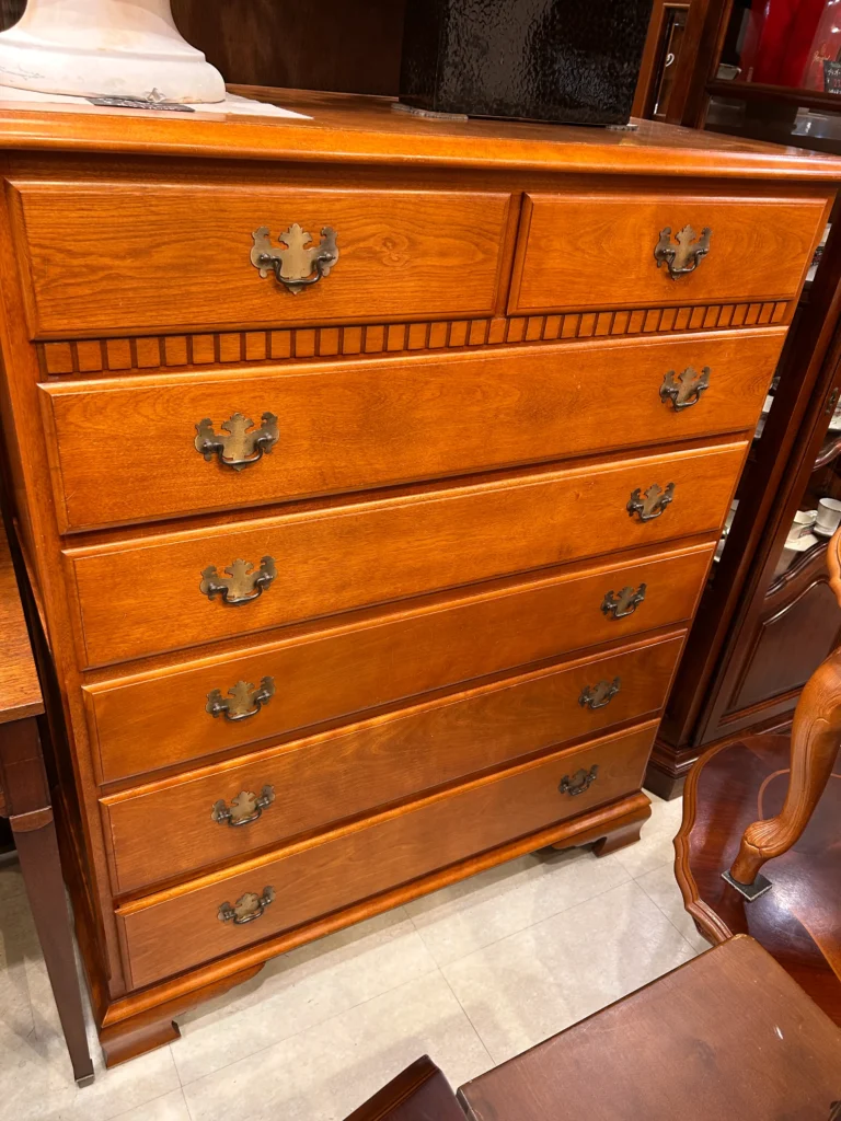 横浜ダニエルチェスト