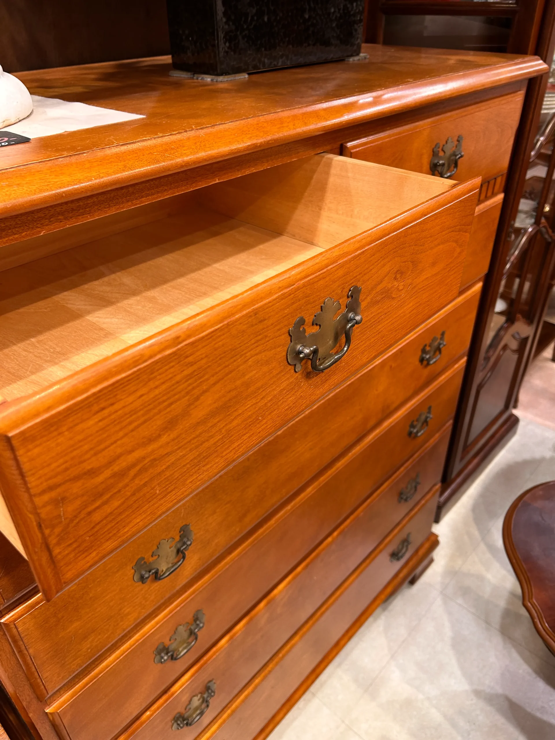 横浜ダニエルチェスト-03