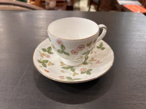 ウェッジウッドカップソーサー