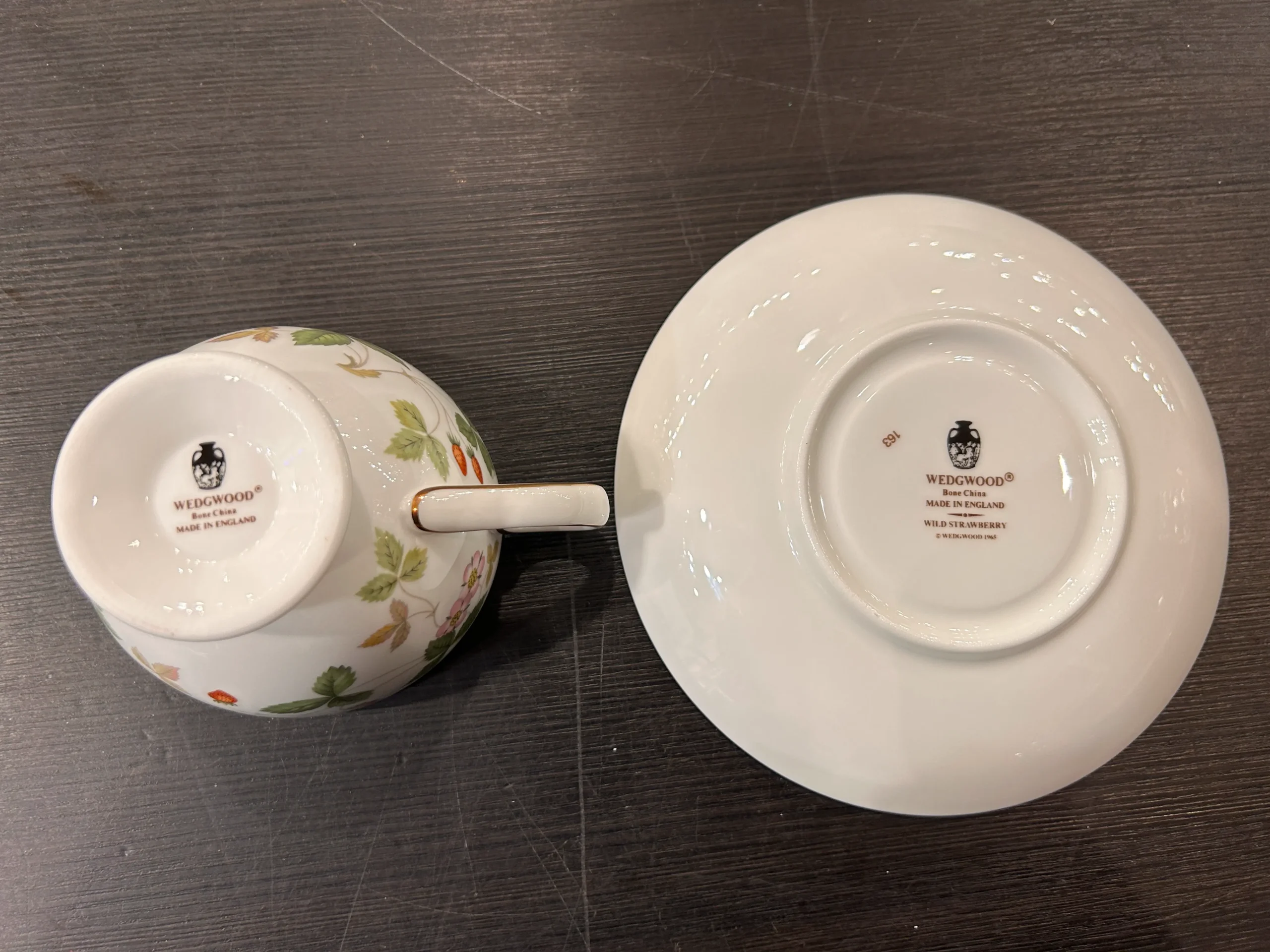 ウェッジウッドカップソーサー-04