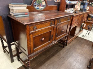 イギリスアンティークミラーバックサイドボード