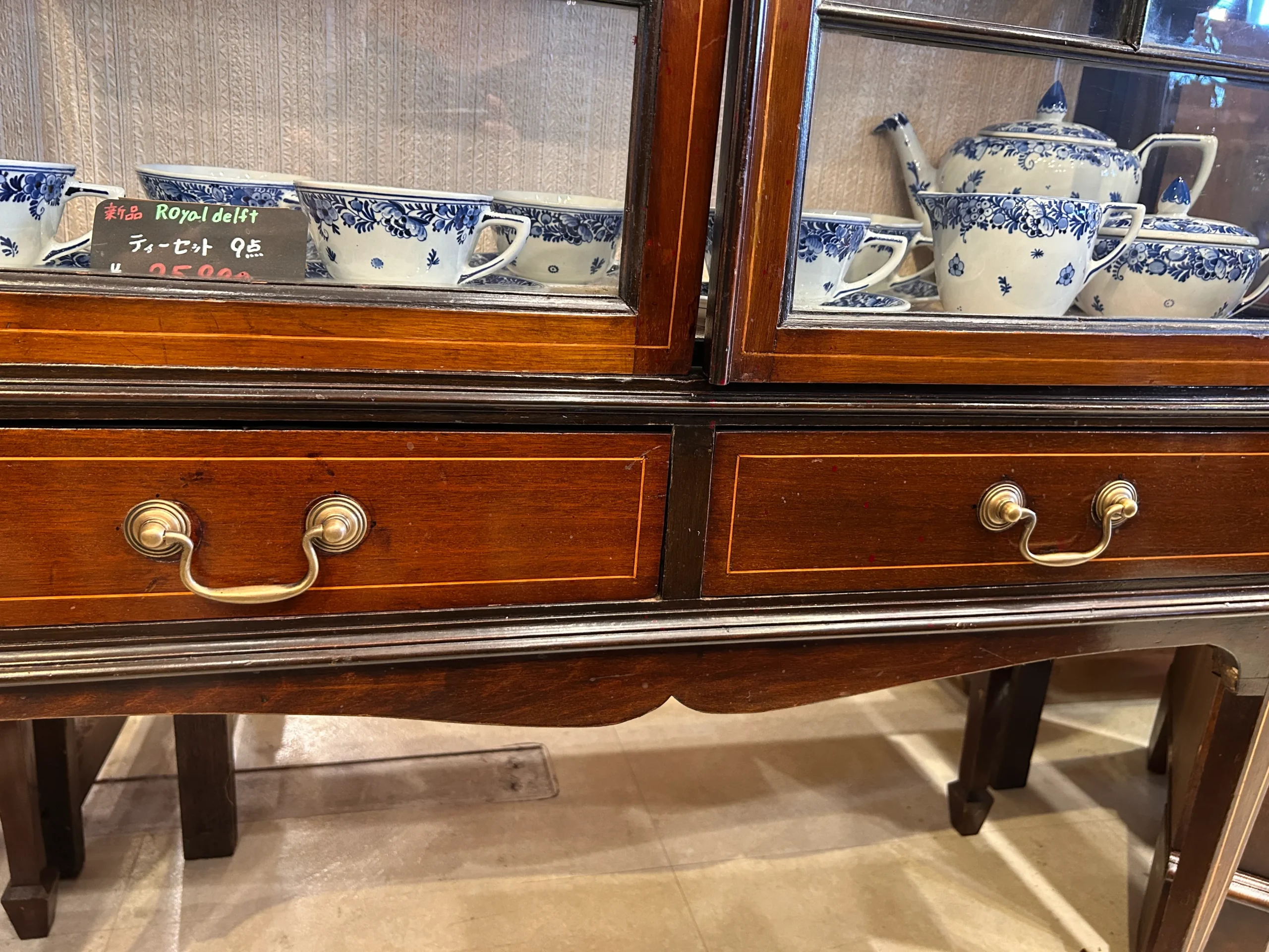 イギリスアンティークコレクションケース-04