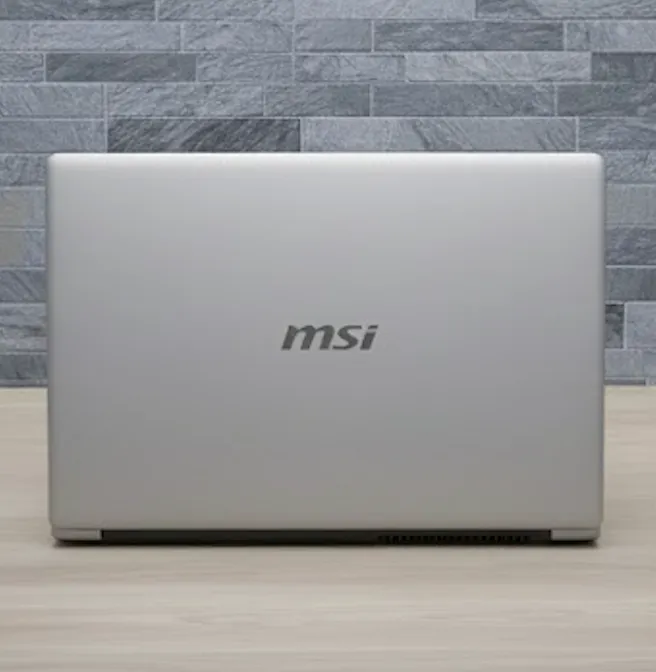 ノートPC MSI Modern 14-04