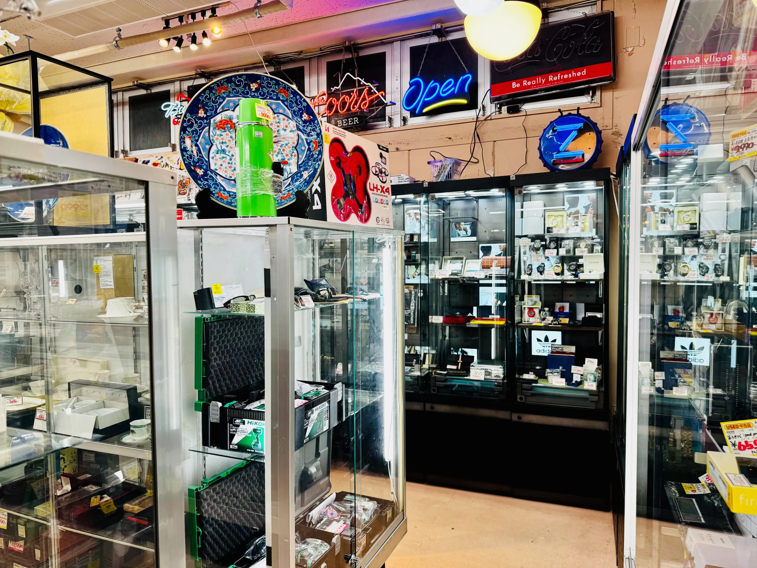 Aston 沼津 西間門店 06