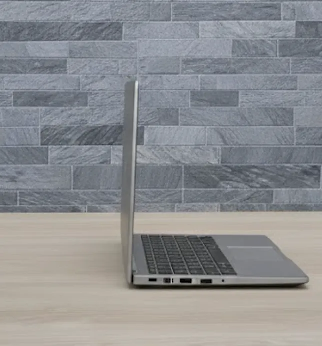 ノートPC MSI Modern 14-01