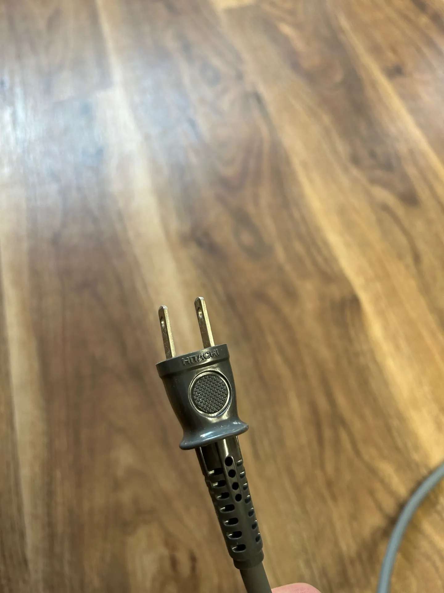 サイクロン式掃除機-04